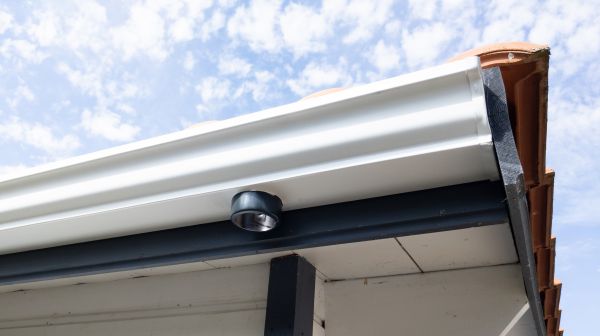 Seamless Gutters Installation in Idaho Falls