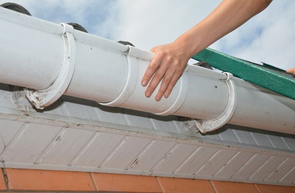 Gutter Reattachment in Idaho Falls